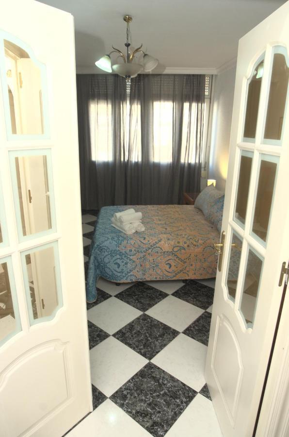 Habitacion En El Corazon Del Centro De Malaga Ngoại thất bức ảnh
